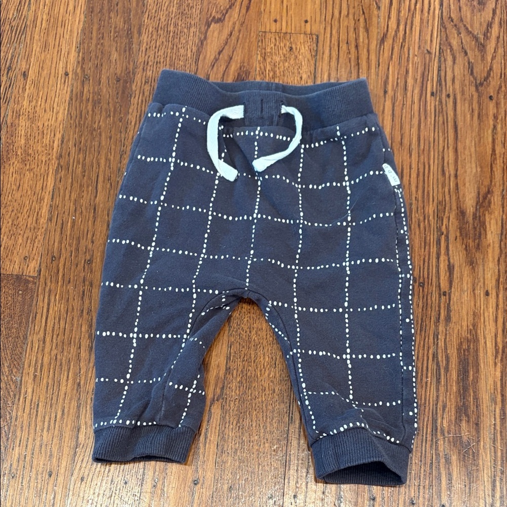 Miles Baby Charcoal and White Baby Sweatpants - 6 months